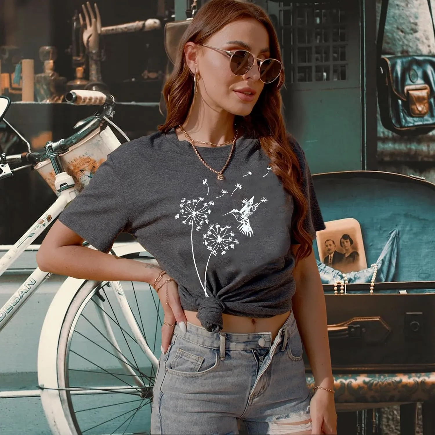 Women's Dandelion T Shirts Cute Wildflower Graphic Tees Funny Nature Bird Print Summer Casual Short Sleeve Tee Tops